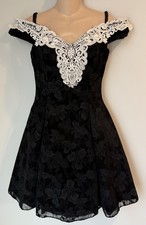 ZUM ZUM Vintage 80-90's Black Velvet Floral Off The Shoulder Y2K Mini Dress 3-4