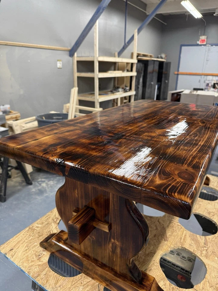 Mesa de cóctel vintage con caballete de pino. ¡¡Hermoso estado!!!  Foto 2 de 4