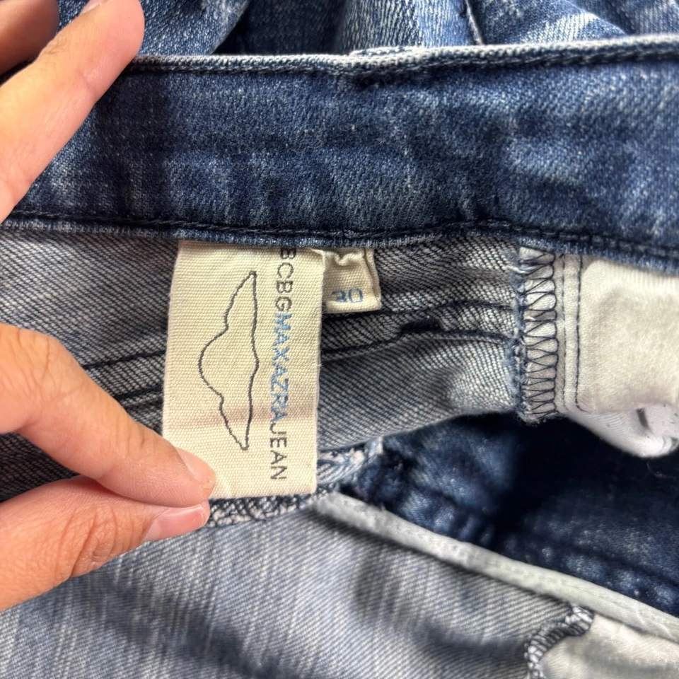 Pantalones de mezclilla BCBG Maxazra para mujer 30x32 azul lavado medio algodón elástico calce ajustado Foto 3 de 4