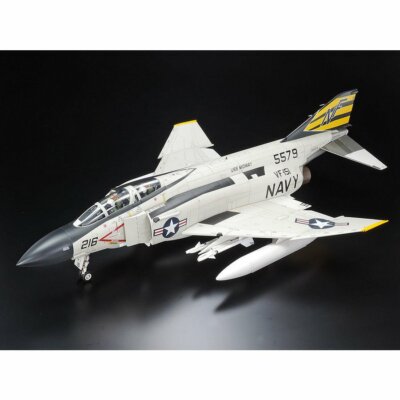 Tamiya 1/32 Aircraft Series No.06 US Navy McDonnell Douglas F-4J