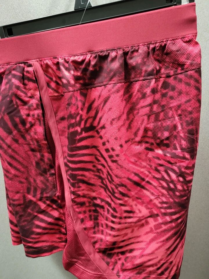 Pantalones Cortos para Correr 2-2024-NUEVOS CON ETIQUETAS, Under Armour UA Launch SW Impresos 5 pulgadas MEDIANOS $100 Foto 2 de 3