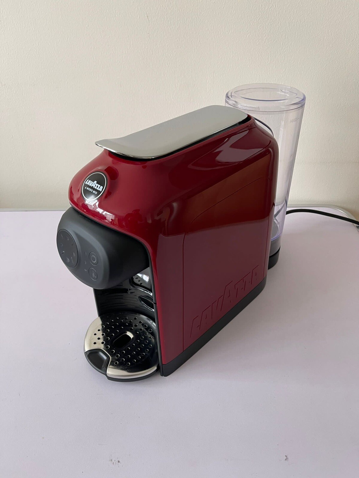 Lavazza a Modo Mio Idola 1.1L 1500W Machine of Coffee Red Fire for