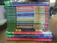 magic tree house Books Assorted Lot Of 22