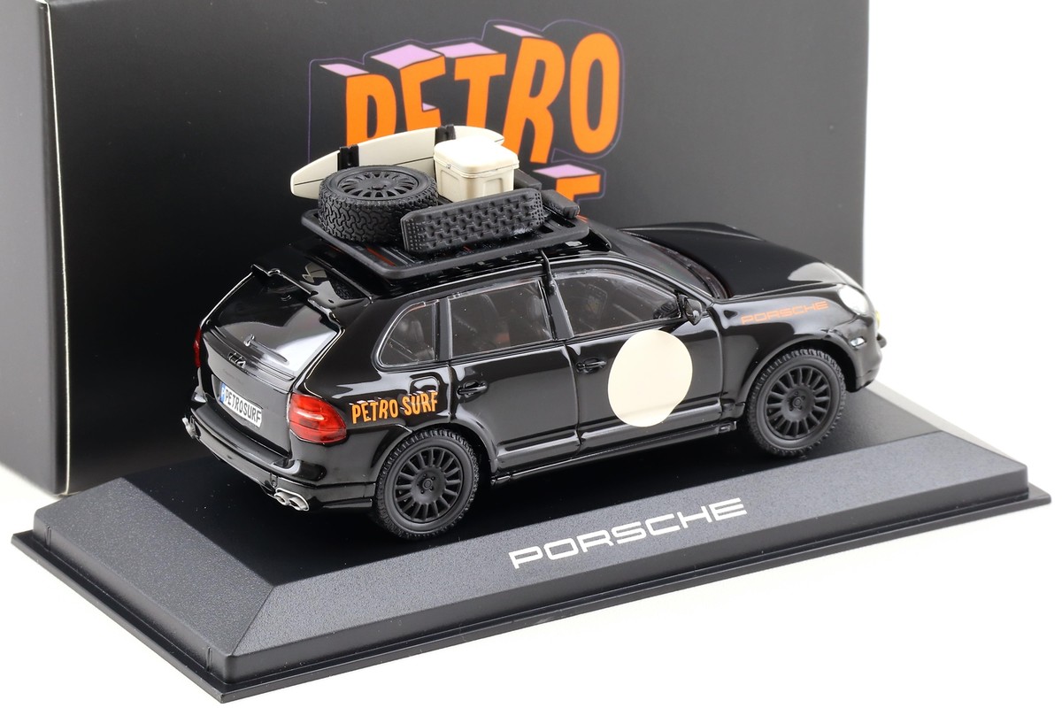 ミニカー 1/43 Porsche Cayenne Trailer Set/PMA ミニカー 1/43 Porsche Cayenne Trailer Set/PMA 1/43 Porsche