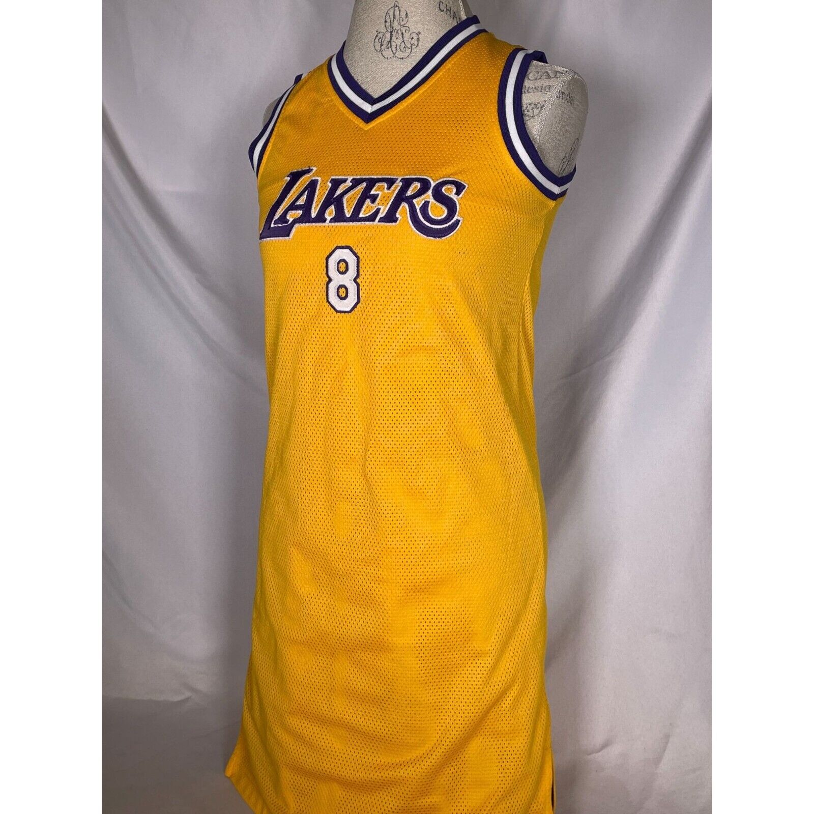 lakers jersey outfit mens