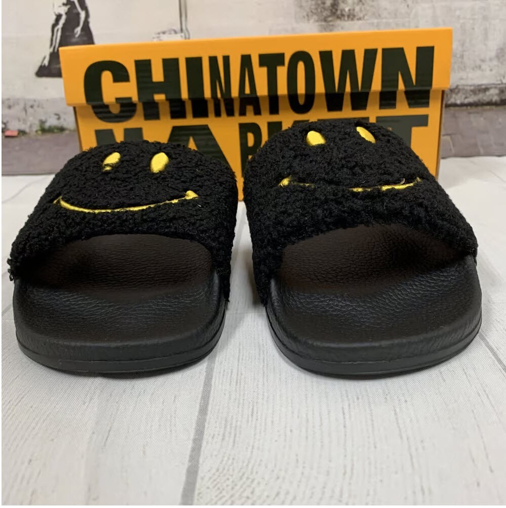 New Chinatown Market Smiley Black Sherpa Slides CTMS 250002  display picture 1