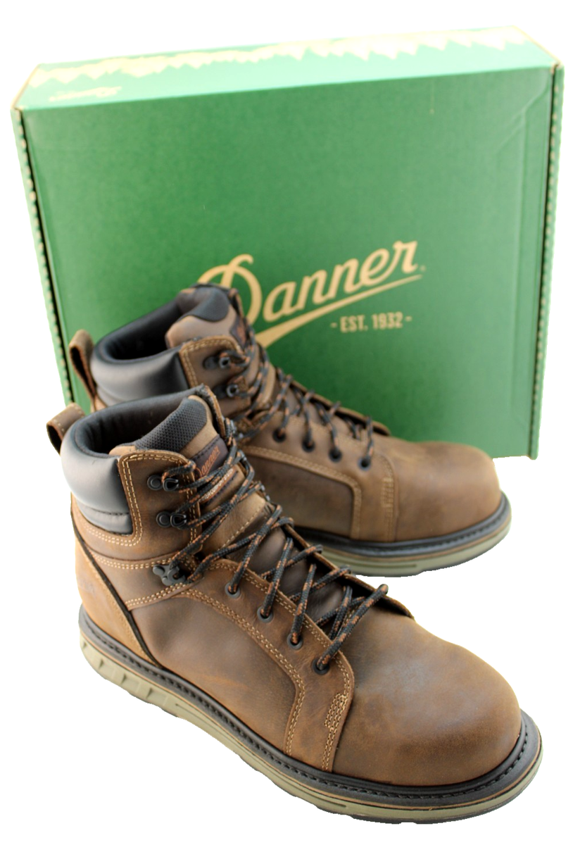 Danner Green Leather work boots Danner Mountain Light II Waterproof USA-Made Hiking Boots  main image 3