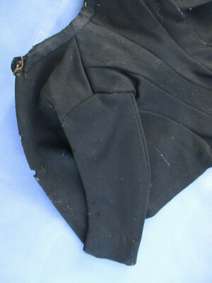 POUPÉE ANCIENNE POUPÉE, Dame en deuil, Fin 19ème Jh. EUR 229,00
