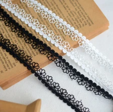 1/2 inch wide white or black lace trim price per yard