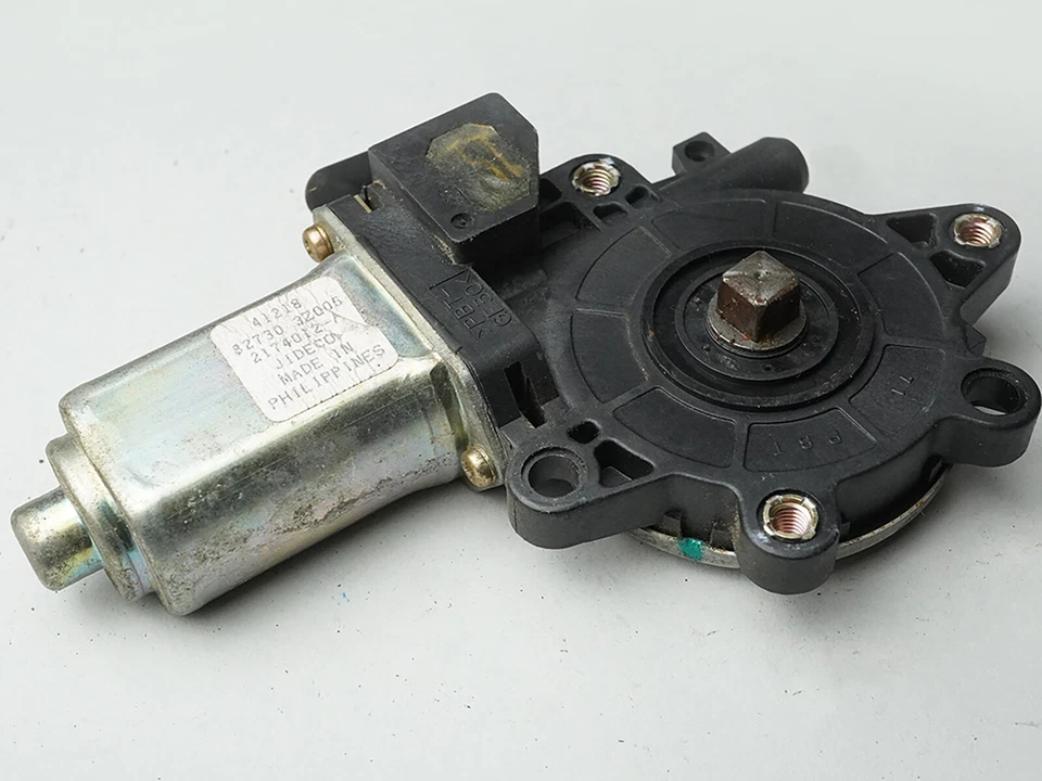 2002 - 2006 Nissan Altima Window Motor Power Rear Right Passenger 827308J000 - Image 2 of 4