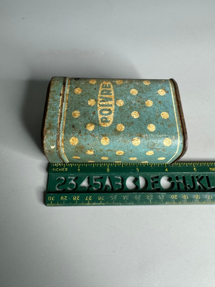 French antique rusty tin can collectible box Poivre kitchenware shelve