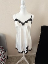 Victorias Secret White And Black Lace Trim Slip Dress Medium