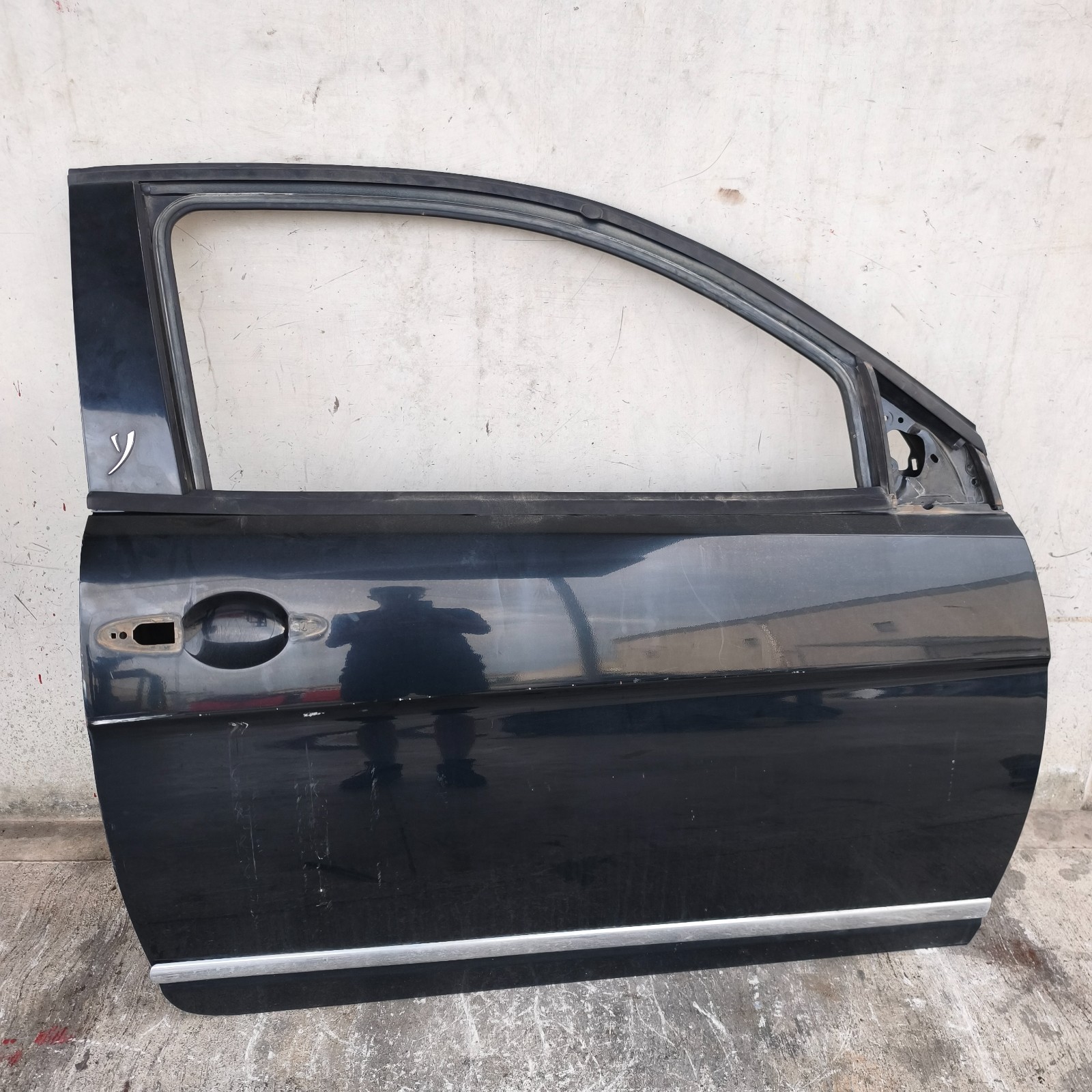 Sportello Portiera Porta Destra 3 Porte Lancia Y Ypsilon 2008 Nero con Cromatura