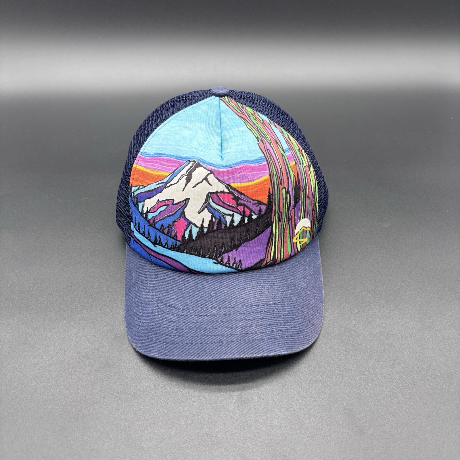 Sunday Afternoons Artist Series Chris Herbst Cascade Range T