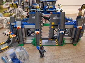 Genuine LEGO 75919 LEGO Jurassic World: Breakout of Indominus Rex + OBA + ORIGINAL BOX