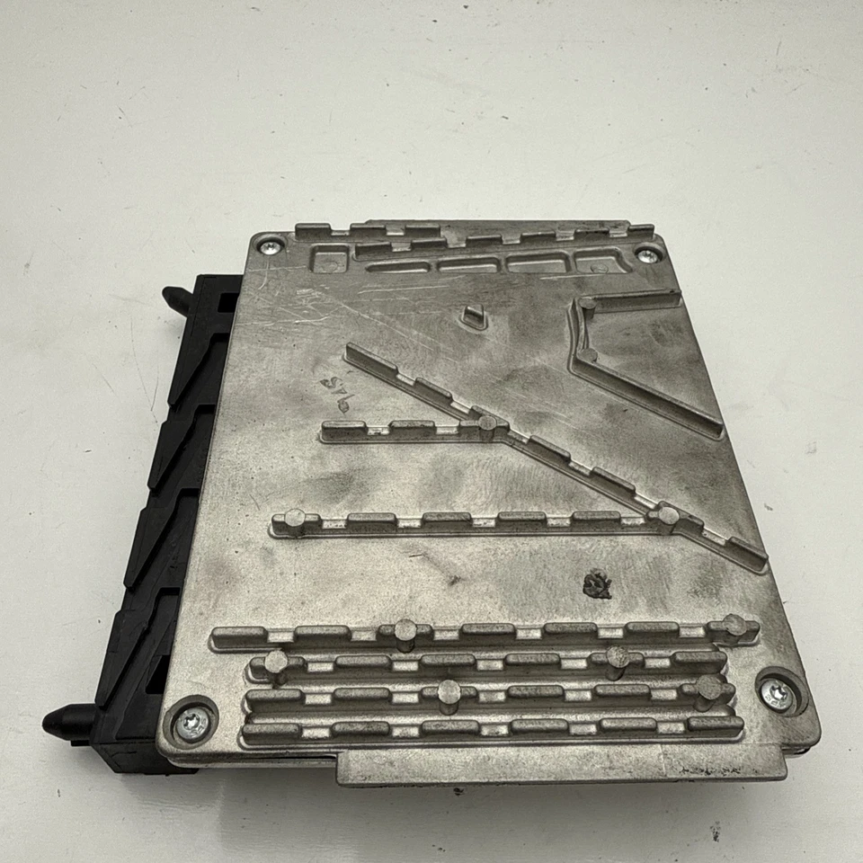 2007 Volvo XC70 2.5L AT módulo de controle de computador motor ECM 30668478 FABRICANTE DE EQUIPAMENTO ORIGINAL - Imagem 4 de 4