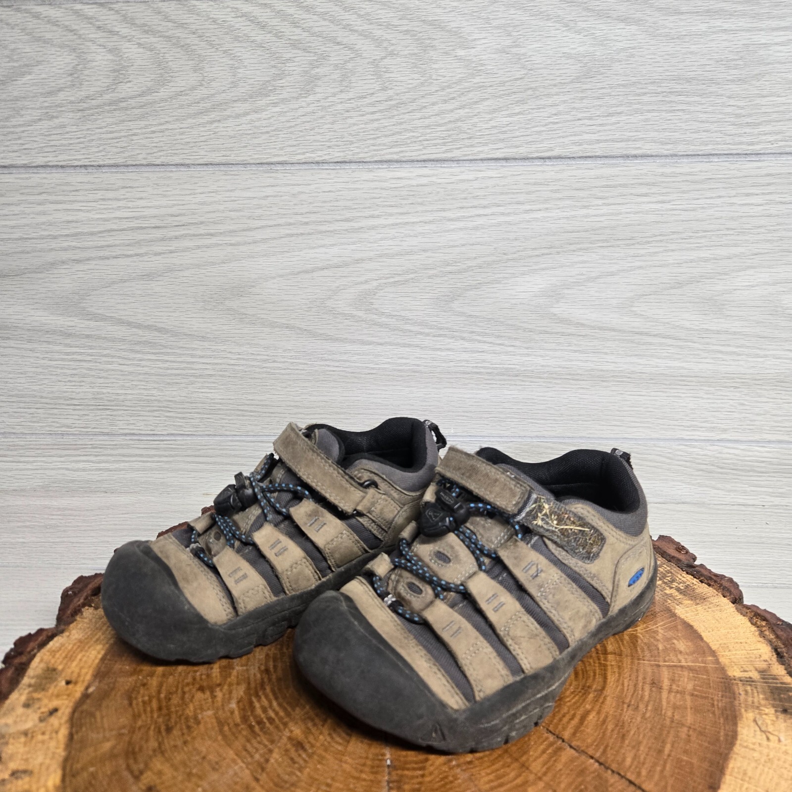 Scarpe da trekking Keen Little Kid taglia 13 Newport in pelle a rete marrone 1025506