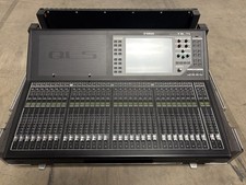 Yamaha QL5 64-channel Digital Mixing Console ...