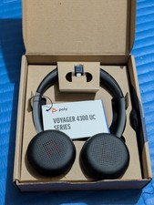 Poly - Voyager 4320 UC Wireless Headset Plantronics - Headphones with Boom Mic
