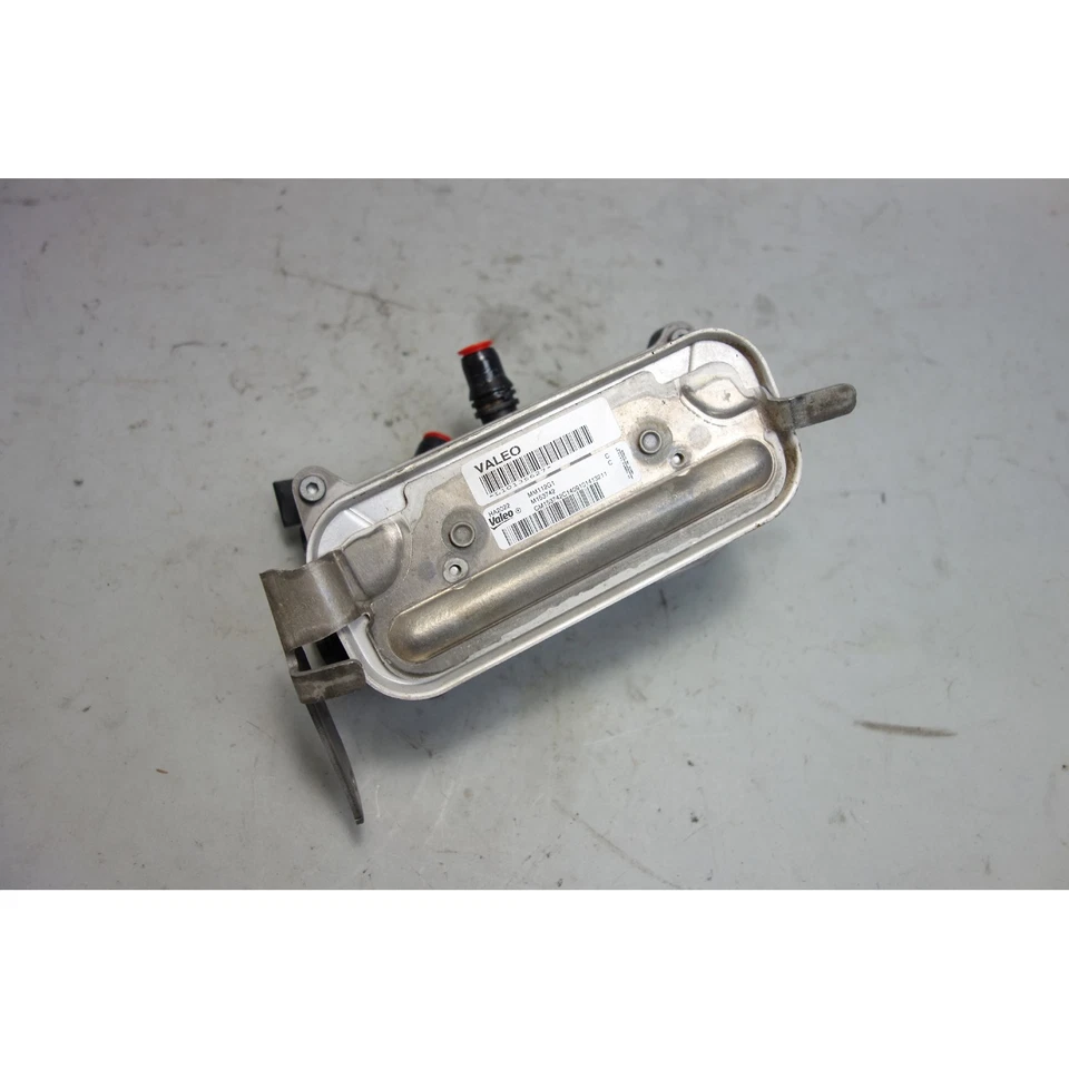 BMW F10 528i xDrive 2012-2016 sedán intercambiador de calor enfriador de aceite para transmisión automática OEM Foto 4 de 4