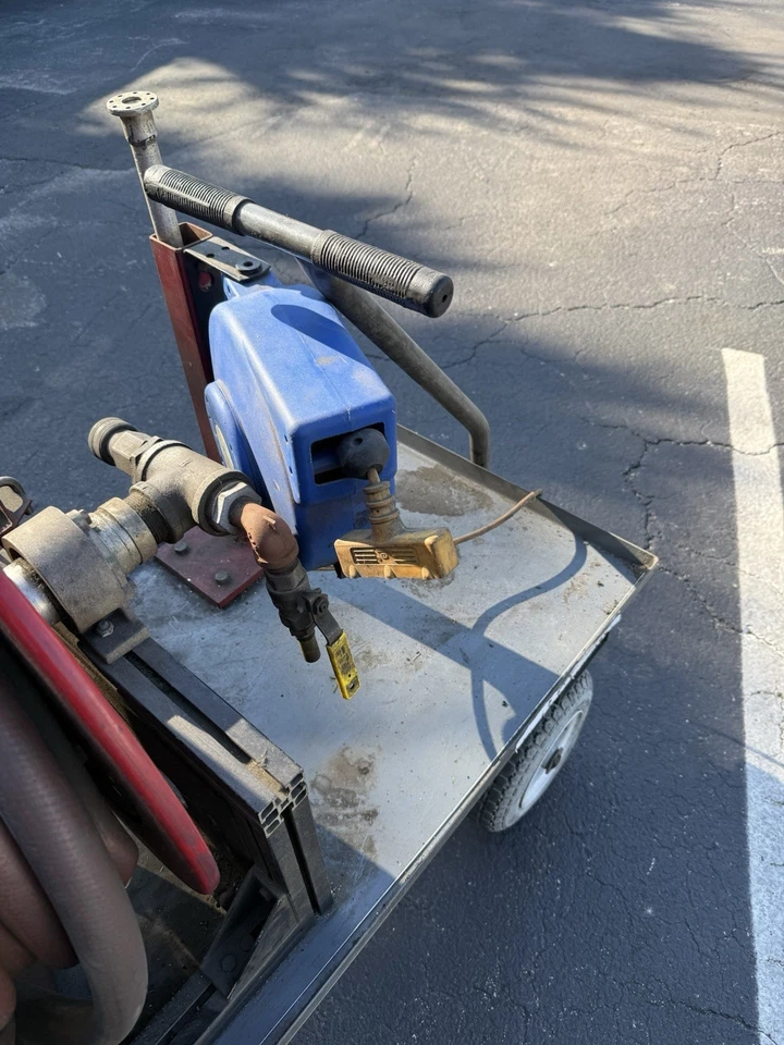 Carrinho de carretel para mangueira de água - Imagem 4 de 4