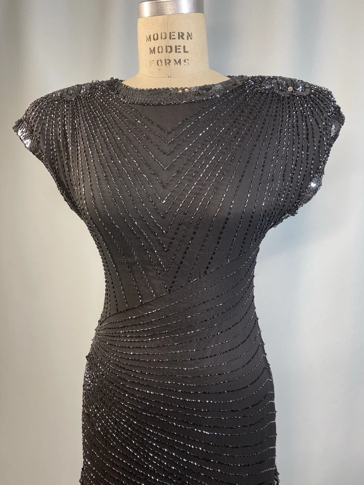 Винтажное официальное платье размер 8 маленький черный бисер PARA flapper 20-х 80-х 90-х оболочка - Изображение 4 из 4