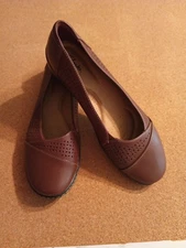 Clarks Cora Iris Deep Tan (Brown) Ballet Flat W/Perforated Design Upper-Size 11M