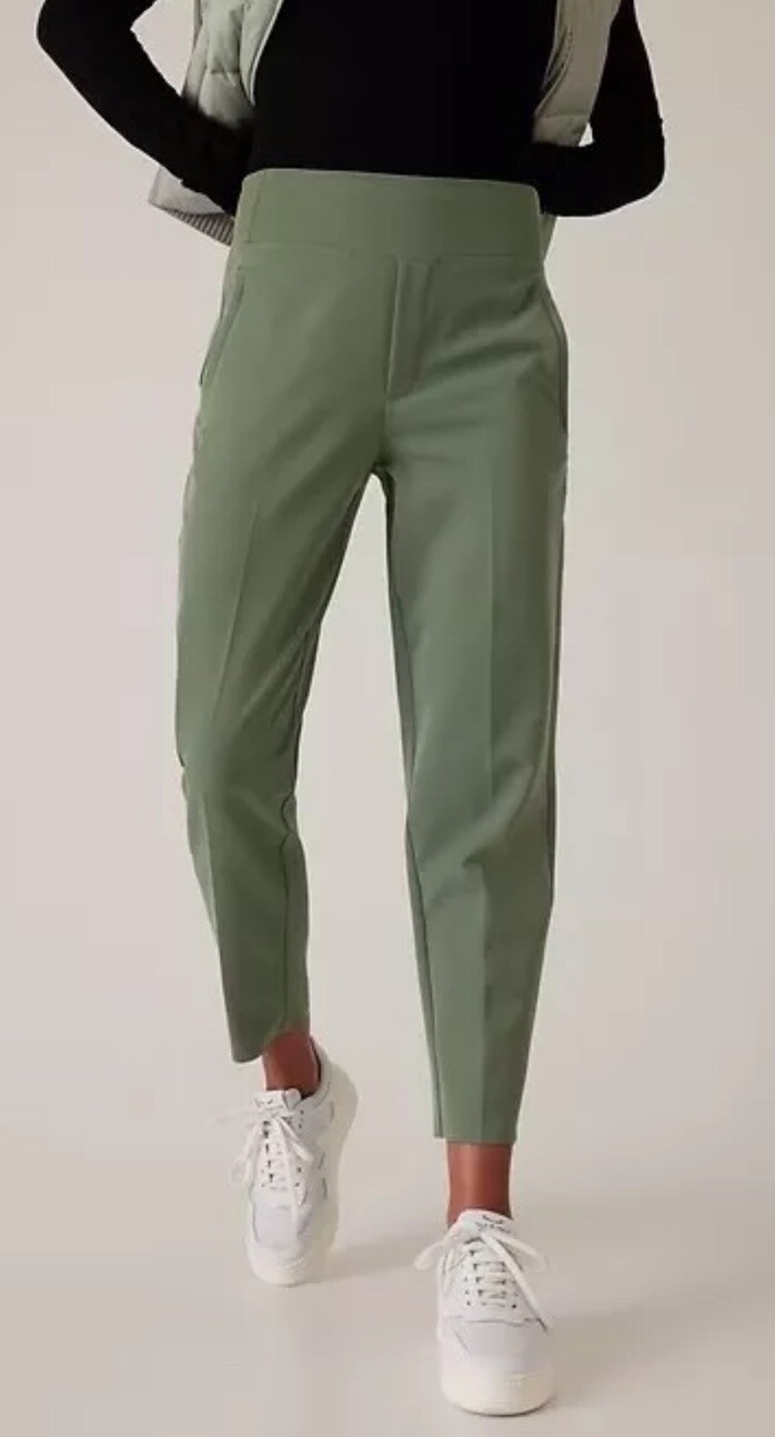 ATHLETA Endless Pant Deep Fern Green Size 6