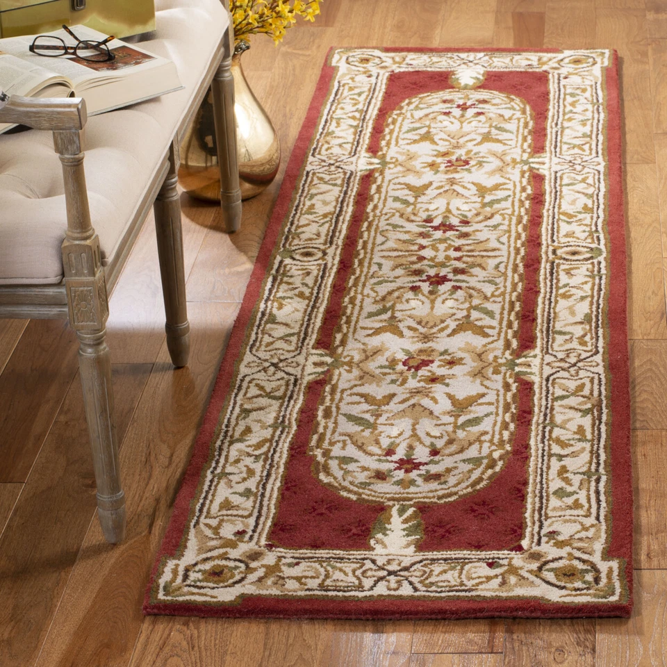 SAFAVIEH Classic Collection CL755A Handmade Burgundy Rug - Image 3 of 4