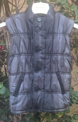 ジャケット・アウター Burberry DOWN Reversible Nova Check Vest Burberry Nova check Sleeveless Jacket Button Down Puffer Vest 8