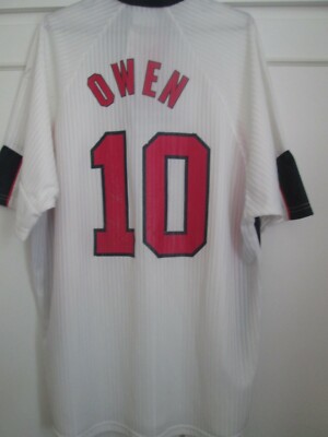 1997-1998 Owen #10 England Home Football Shirt XL Adults 44501