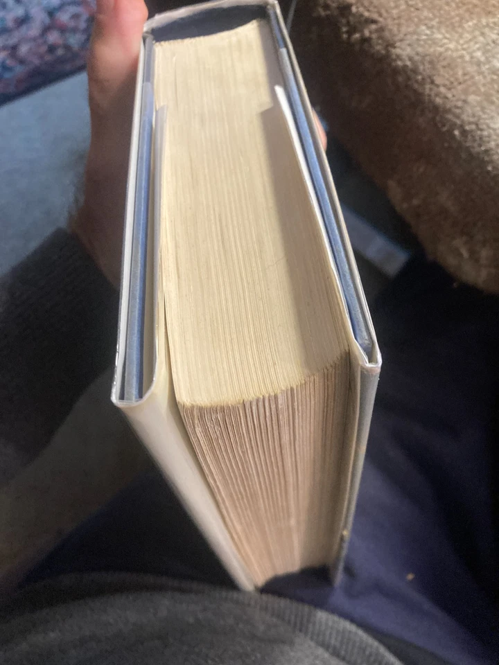 CYTEEN ~ C. J. Cherryh 1988 BCE Hardcover / DJ  Sci-Fi / Fantasy - SIGNED - Image 4 of 4