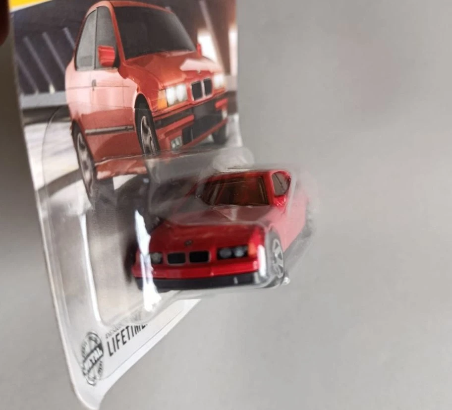 Matchbox - 1995 BMW 318ti - 2025 - 1:64 - Immagine 2 di 4