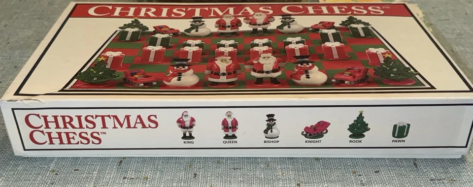 Big League Promotions Christmas Chess Set - Santa Novelty 2001 Complete-OB-EUC - Image 3 of 4