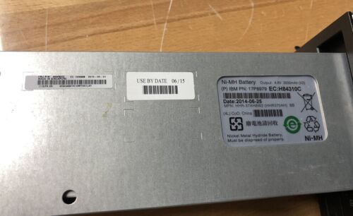 IBM 44E8167 Bladecenter Media with 2x 45W5002 raid backup batteries - Picture 3 of 3