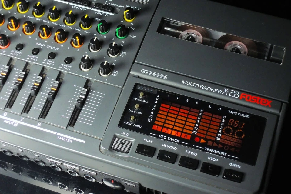FOSTEX X-28H MULTITRACKER 4Track Cassette Mixer Recorder Maintained - Image 3 of 4