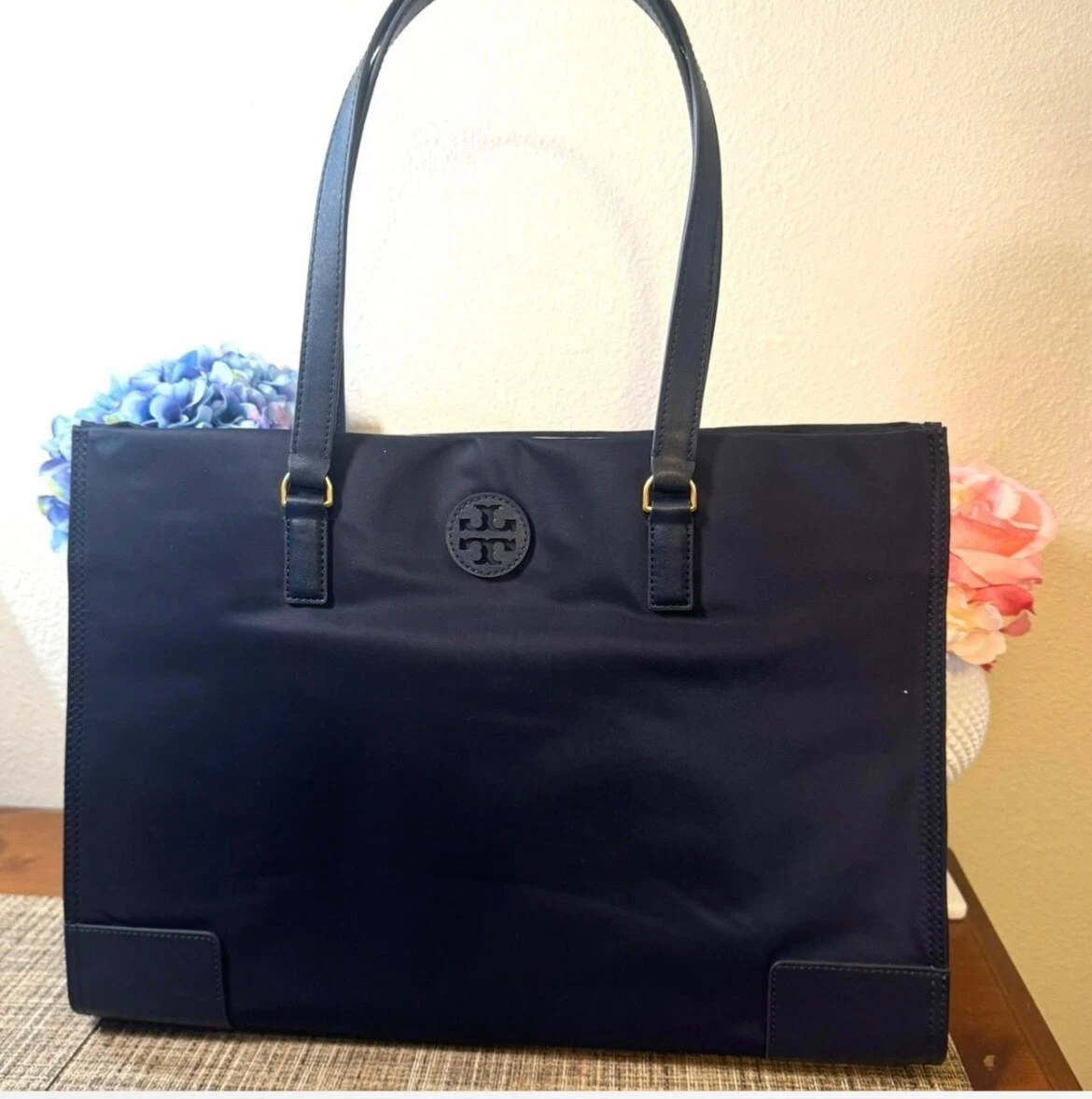 Nuova borsa a tracolla da viaggio Tory Burch Ella nylon nero grande 136144