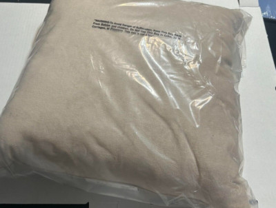 New Threshold Decorative Toss Pillow Blue 18'' x 18'' Beige Oeko-Tex