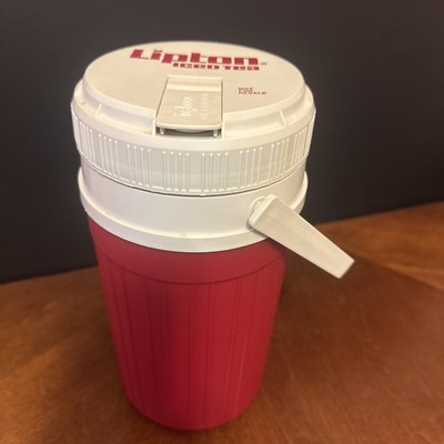 IGLOO Half Gallon Water Cooler/Jug Red & White LIPTON ICED TEA