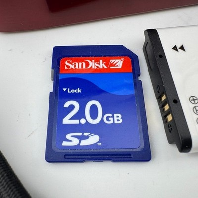 Samsung i85 Digital Camera 8.2MP 5X Optical Zoom Red w/ SanDisk