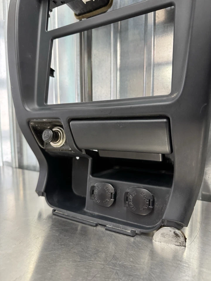 Toyota 4Runner 1999-2002 OEM radio bisel negro Foto 3 de 4