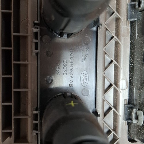 JAGUAR F-PACE X761 2016-2020 CENTER CONSOLE REAR AIR VENT HK83-04569-AD - Picture 10 of 10
