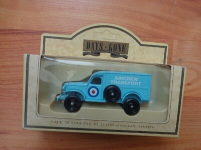 LLEDO DAYS GONE CLASSIC 1942 DODGE 4X4 'RAF ROYAL AIRCREW TRANSPORT' REF 29001