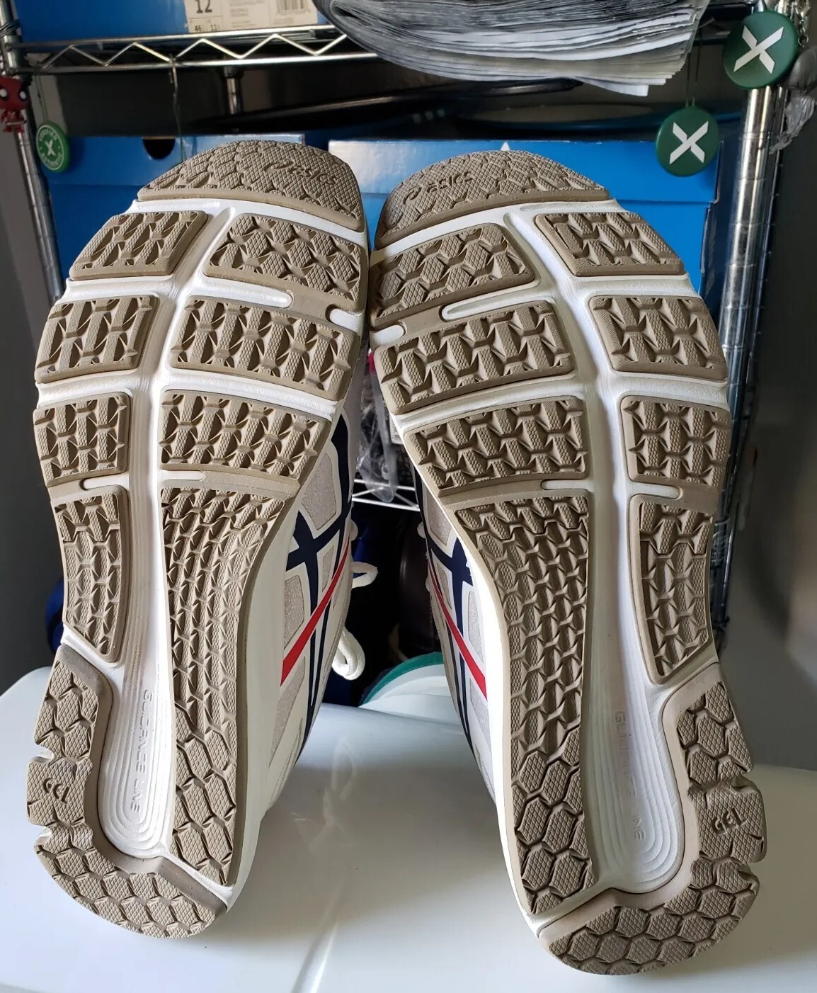 asics amplifoam gel pulse 11