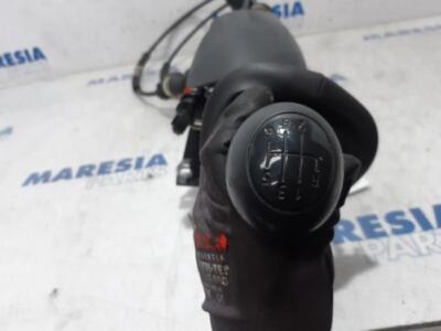 Schalthebel Opel Vivaro B Kasten X82 349012637R P17427162