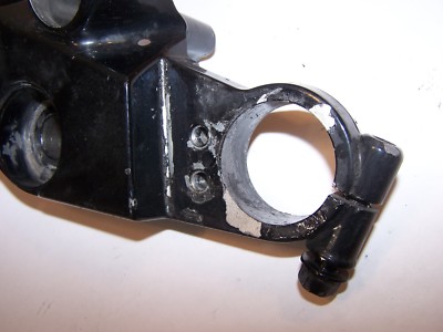KAWASAKI ZX11 UPPER TRIPLE TREE STEERING STEM 44039-1200-GD