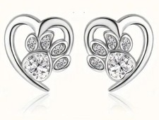 Small Half-Heart Cat's Paw Stud Earrings White Color Pierced Earrings Studs