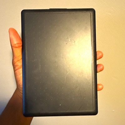 Wacom One by Wacom CTL-472 Wired Graphics Drawing Tablet Red/Black
