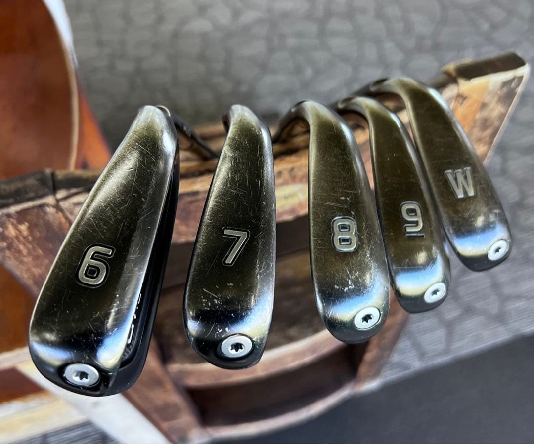 Ping G710 Iron Set 5pcs 6-9W ALTA Distanza 40 R Flex Graphite RH