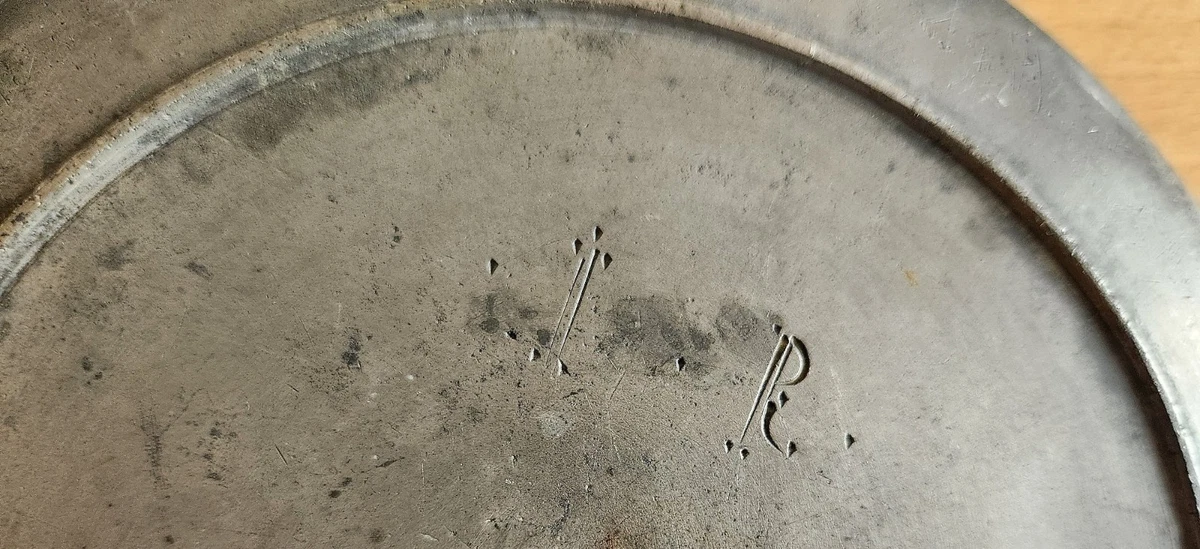 3 Zinn Deko Teller mit Punze Durchm. 20 cm Handarbeit Vintage